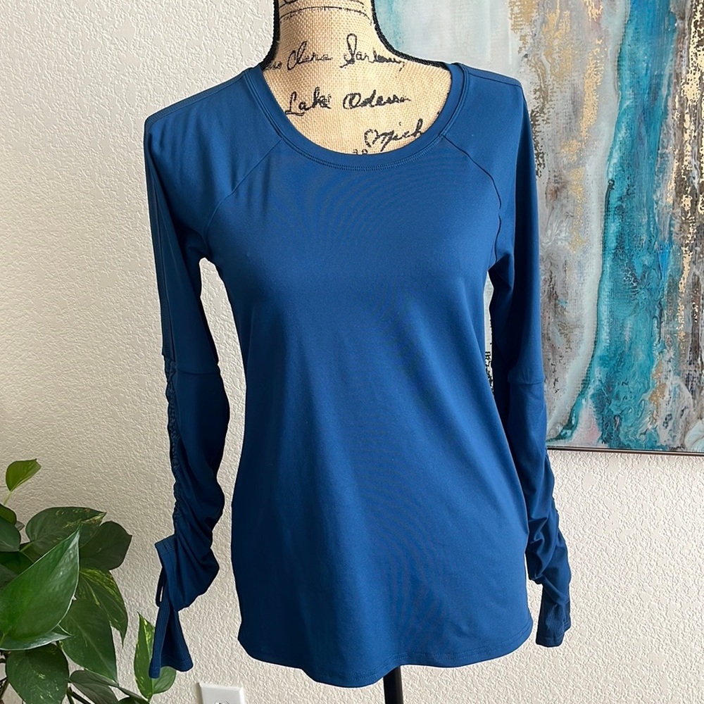 Fabletics Cashel Adjustable Long- - image 1